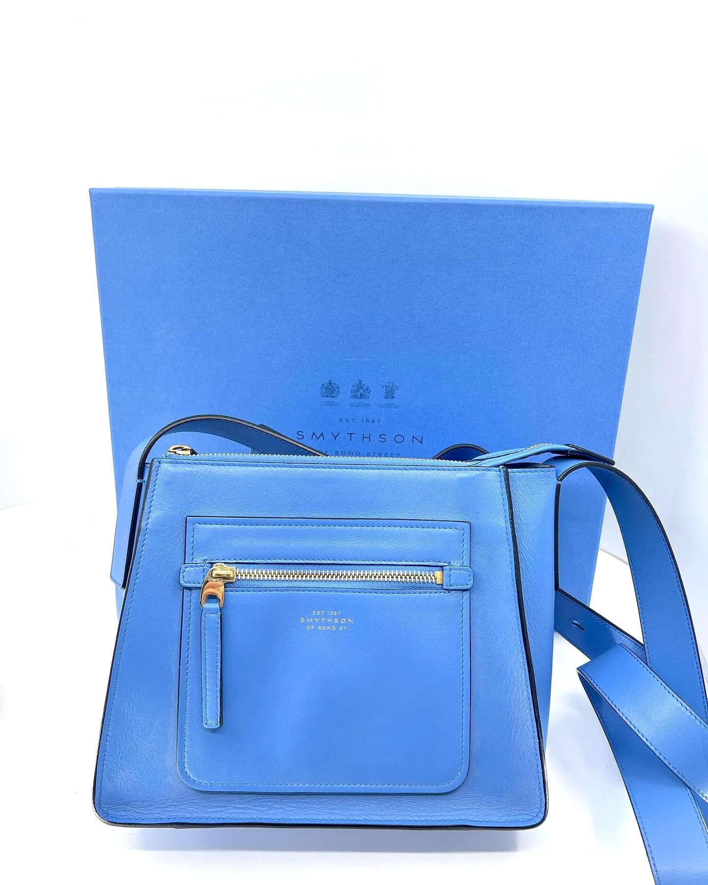 SMYTHSON OF BOND STREET TRAPEZE SHAPED LEATHER CROSSBODY BAG