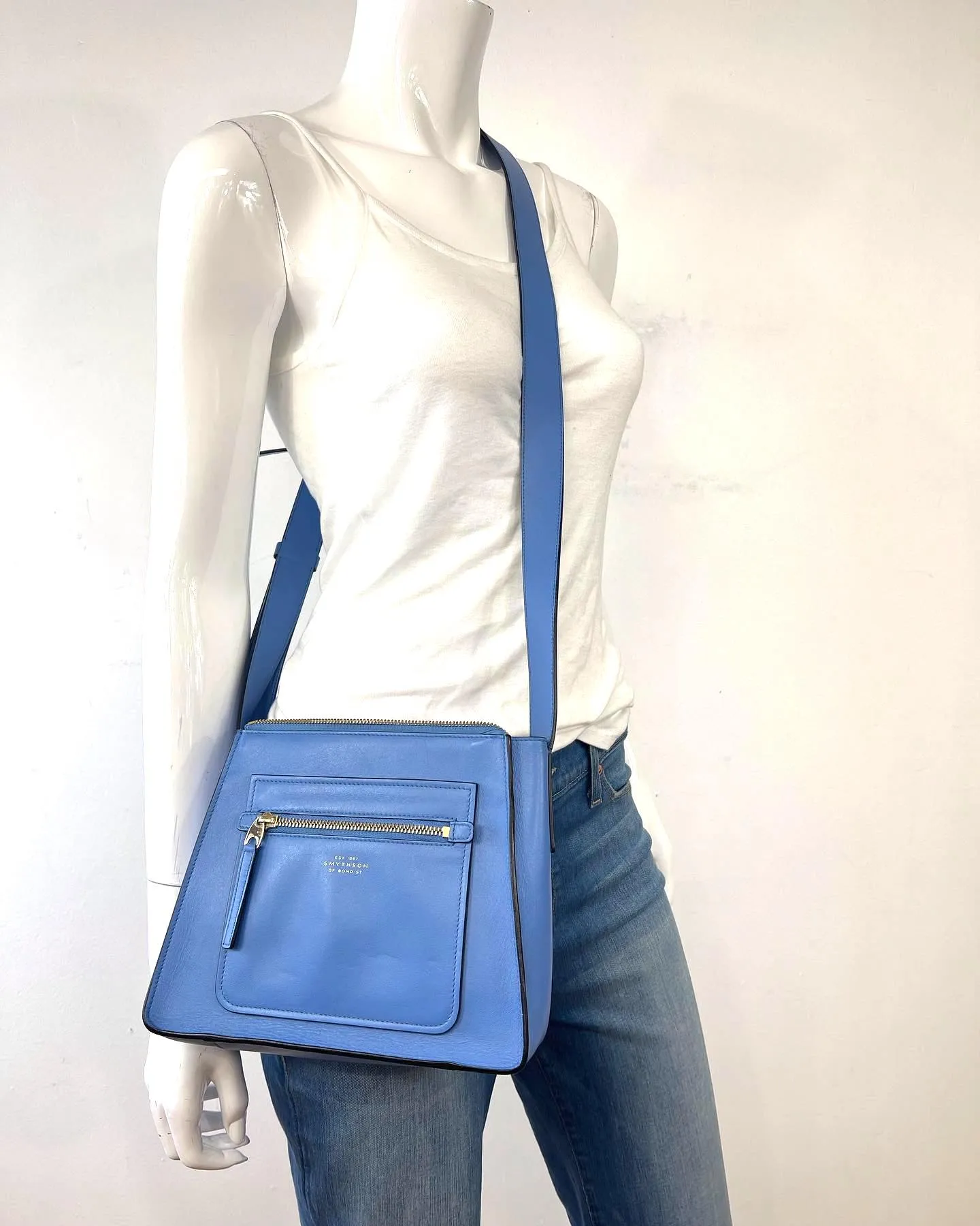 SMYTHSON OF BOND STREET TRAPEZE SHAPED LEATHER CROSSBODY BAG