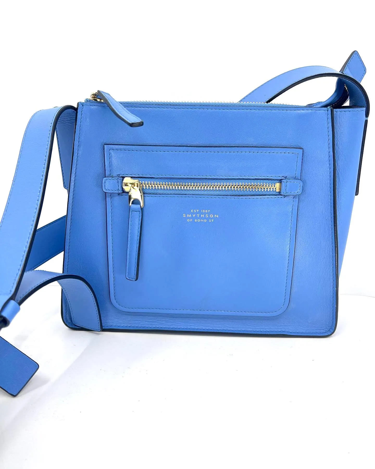 SMYTHSON OF BOND STREET TRAPEZE SHAPED LEATHER CROSSBODY BAG