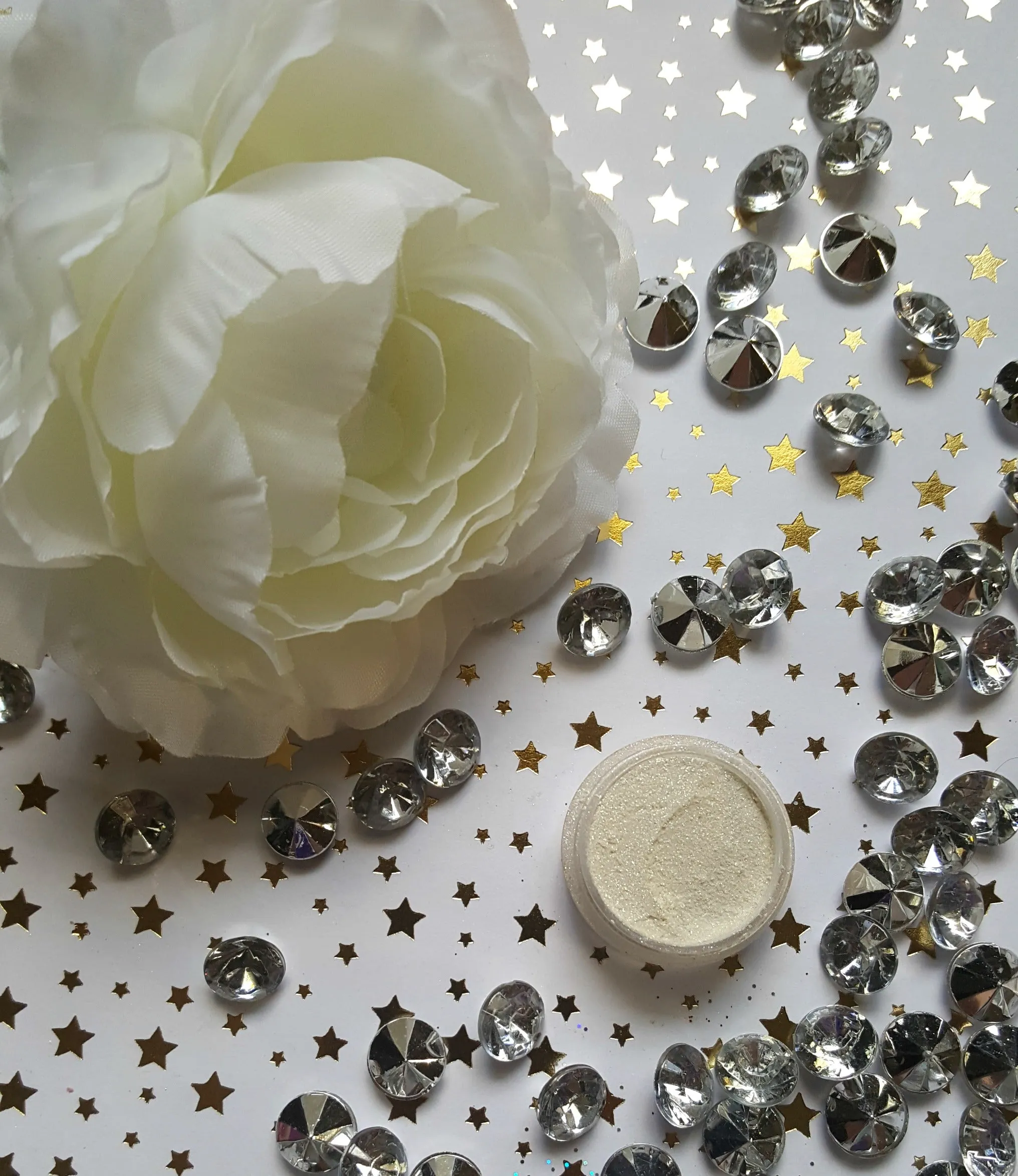 Snow Fairy Loose Eyeshadow