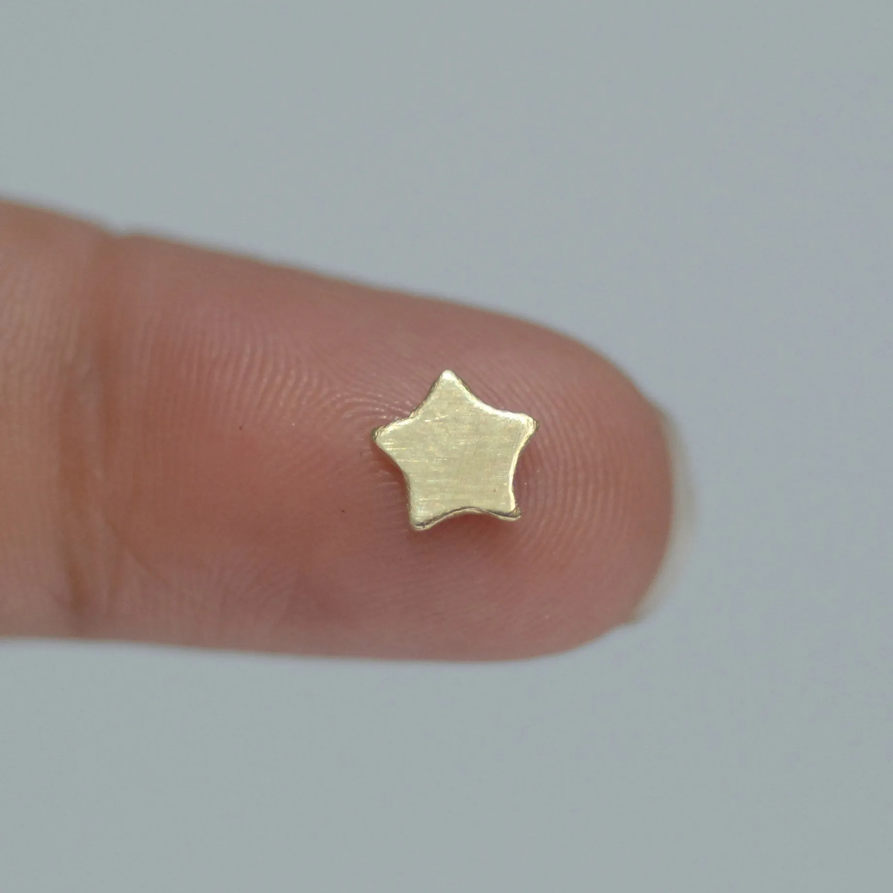 Stars Super Tiny 6mm 22g star blank Twinkle for jewelry making - 10 pieces Mini shape