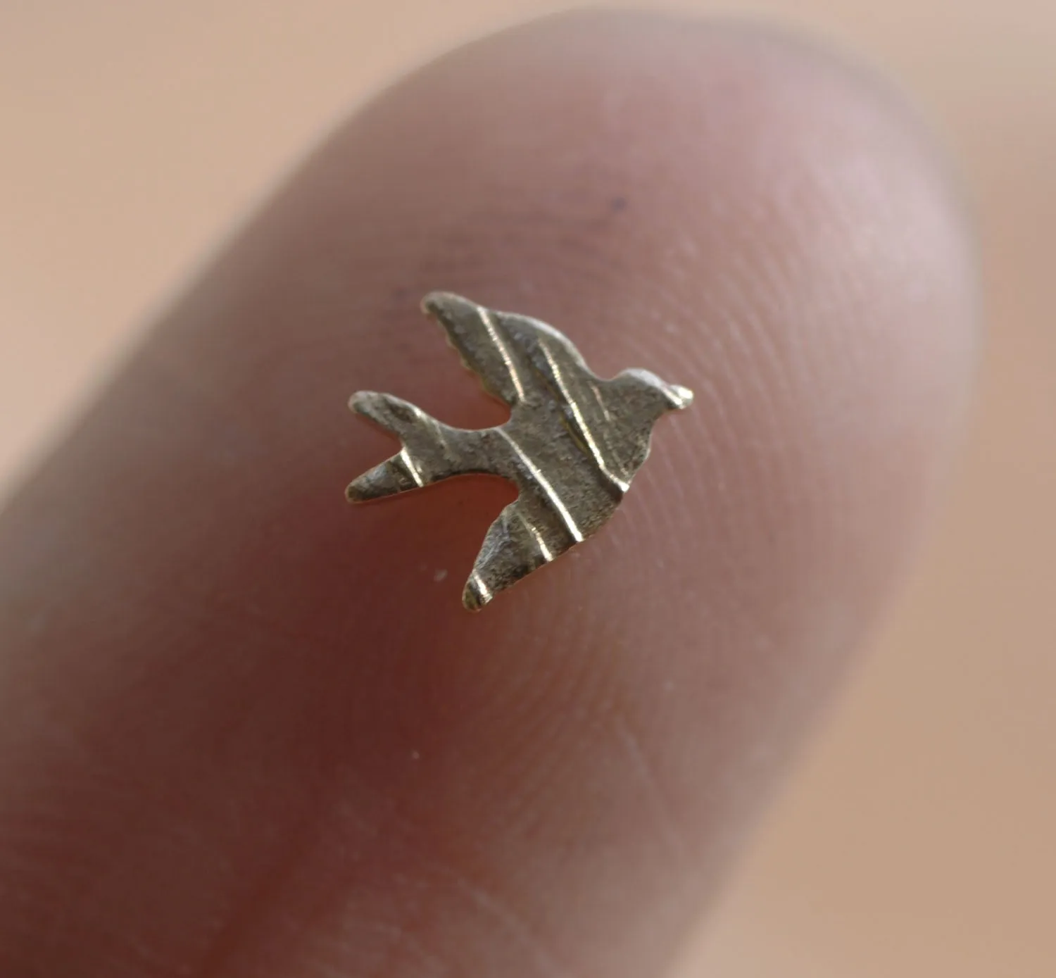 Textured Stripes - Tiny metal Golondrina Bird blanks
