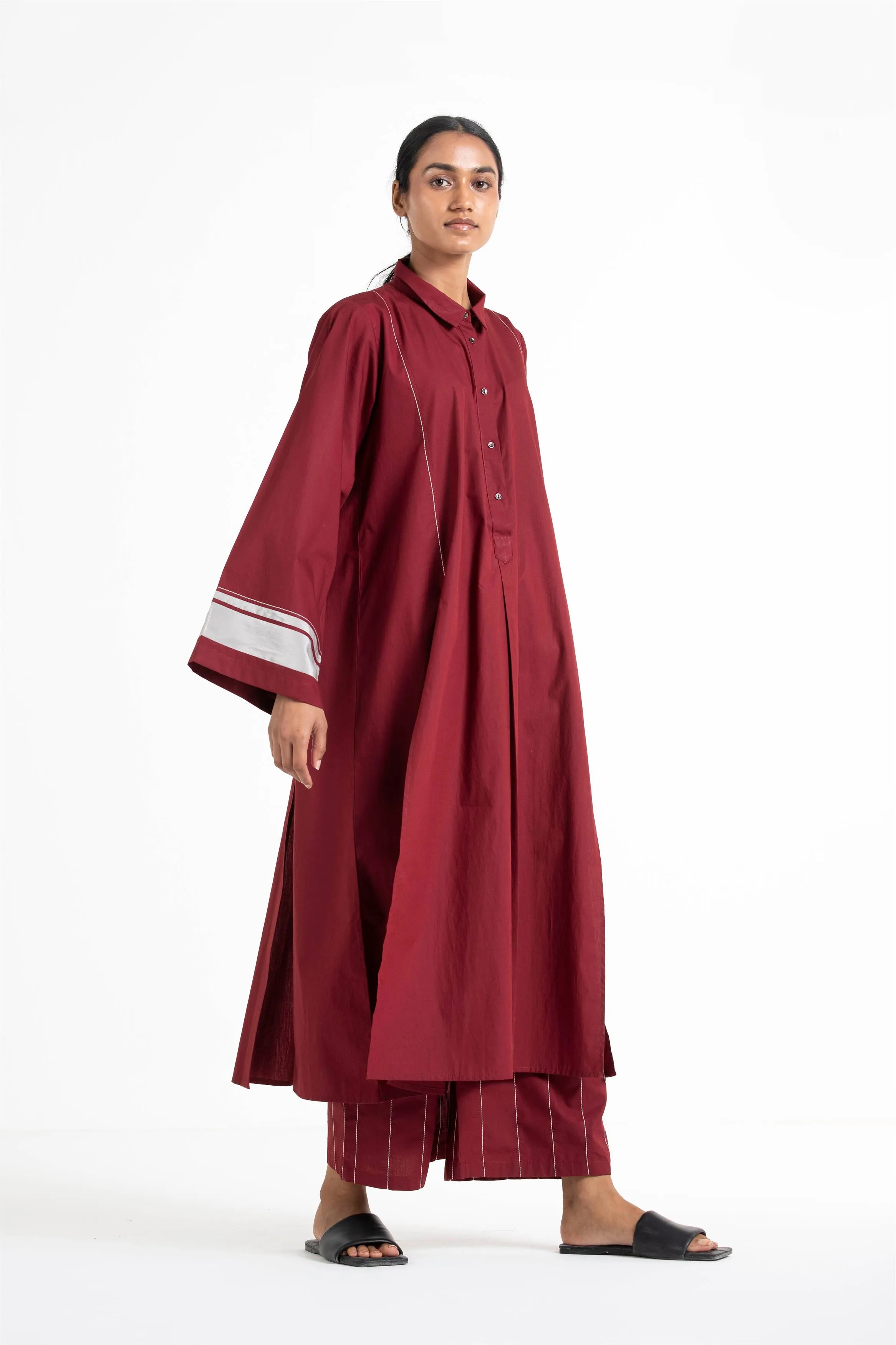 THREE   -   Emb. Broad Bottom Crimson Red