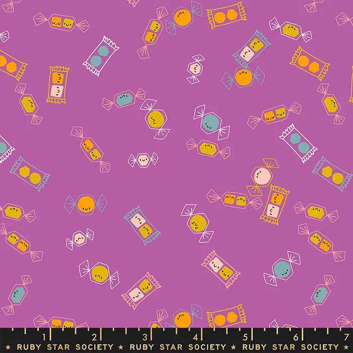 Tiny Frights, Tossed Candy Witchy