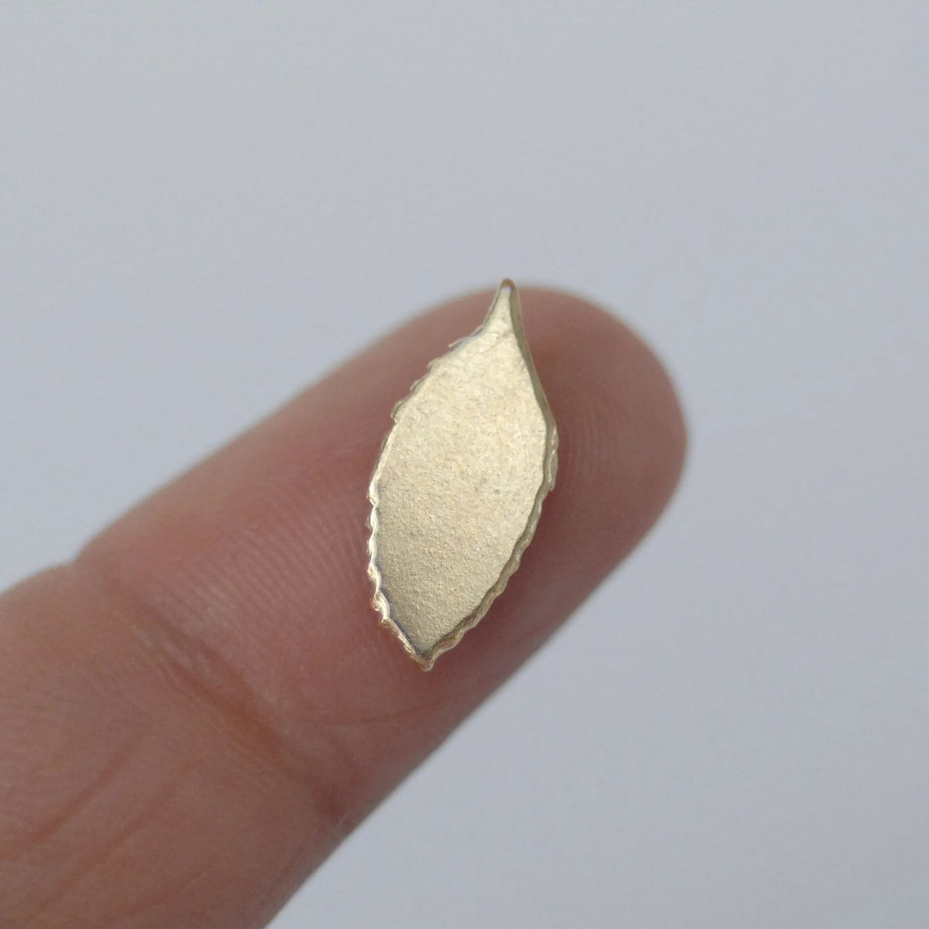 Tiny Leaf shapes - Leaves blank shape for making jewelry