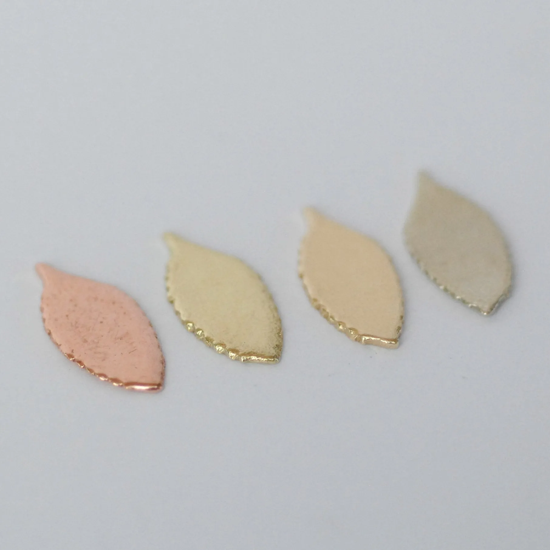 Tiny Leaf shapes - Leaves blank shape for making jewelry