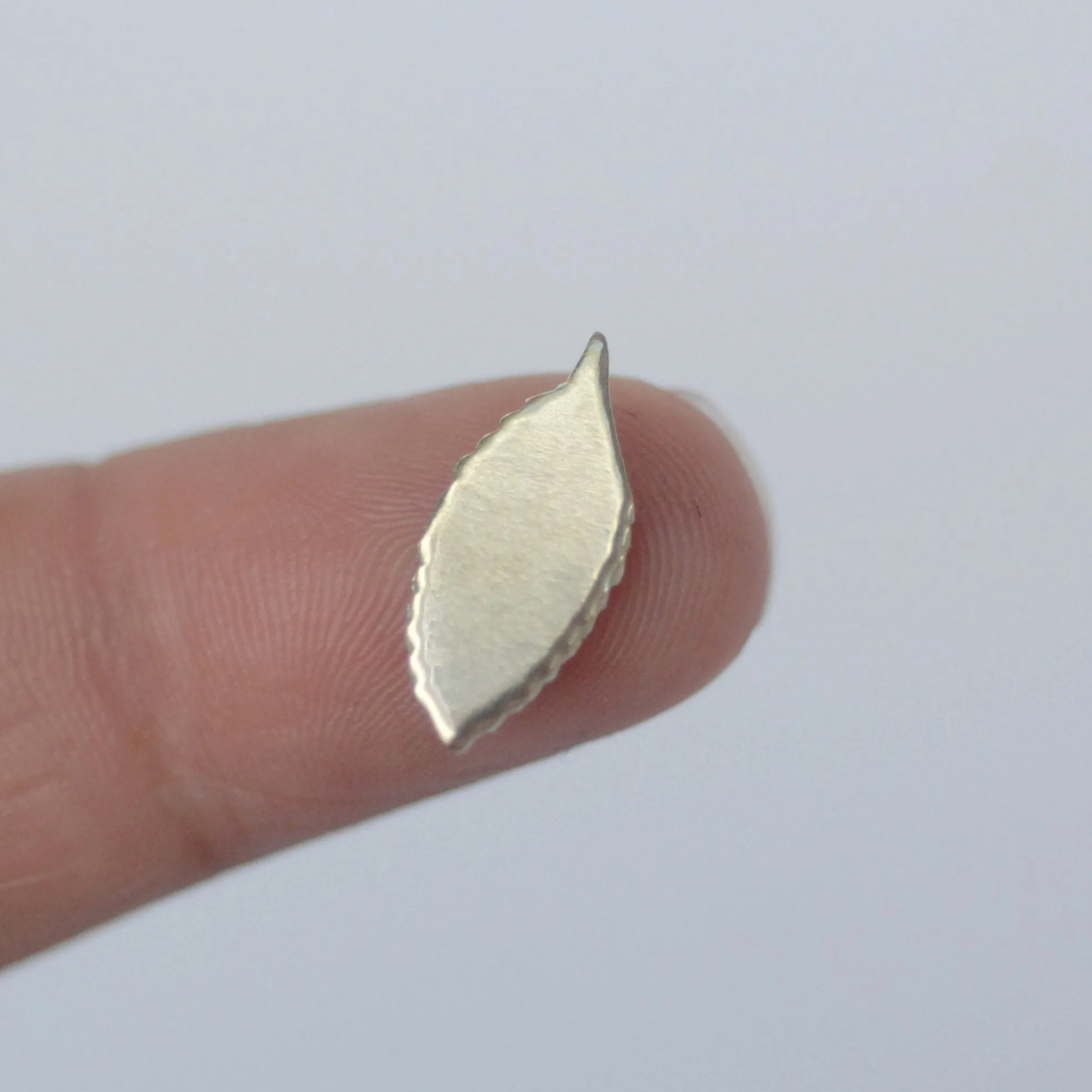 Tiny Leaf shapes - Leaves blank shape for making jewelry
