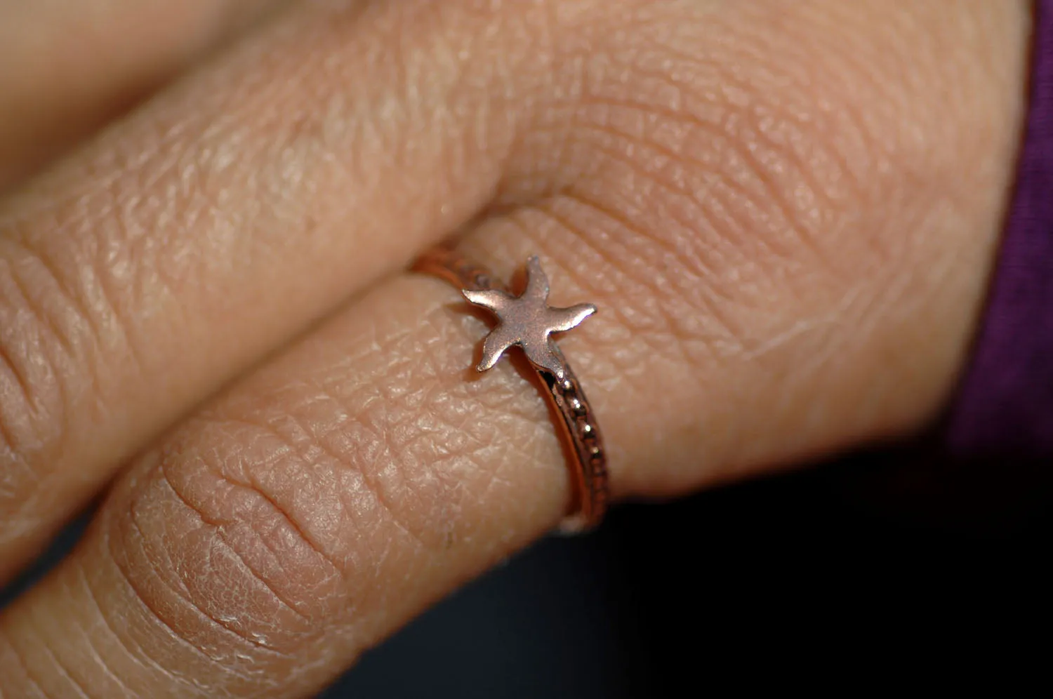 Tiny Metal Hexagon Heart Classic 2.7mm x 3.3mm