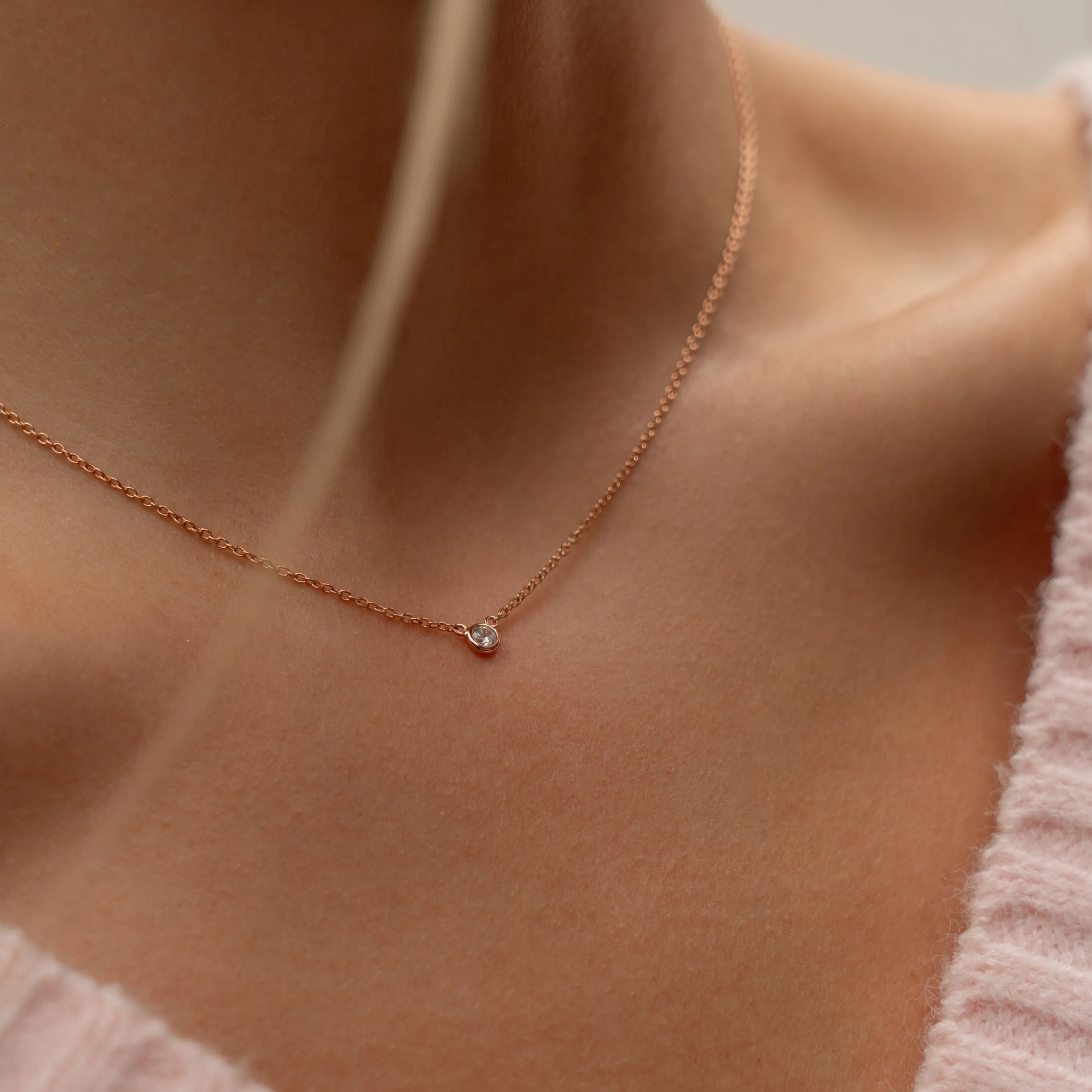 TINY SINGLE STONE NECKLACE