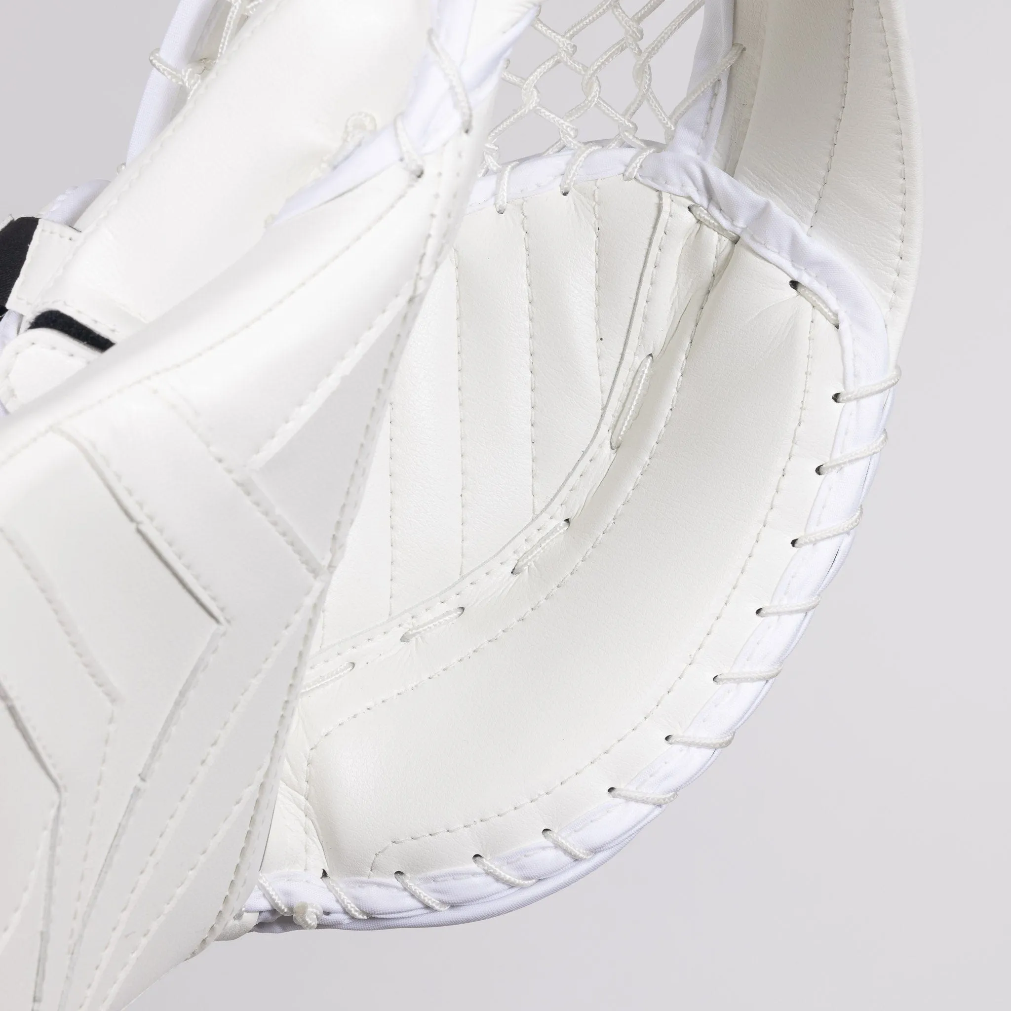 TRUE Catalyst PX3 Senior Goalie Catcher - Domestic 580