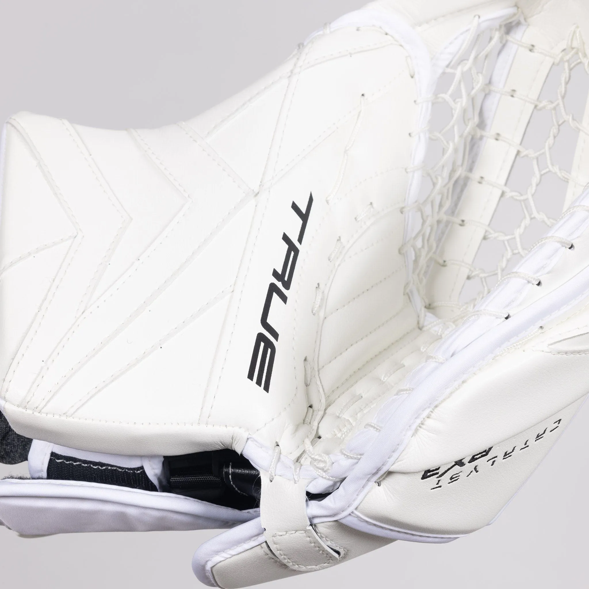 TRUE Catalyst PX3 Senior Goalie Catcher - Domestic 580