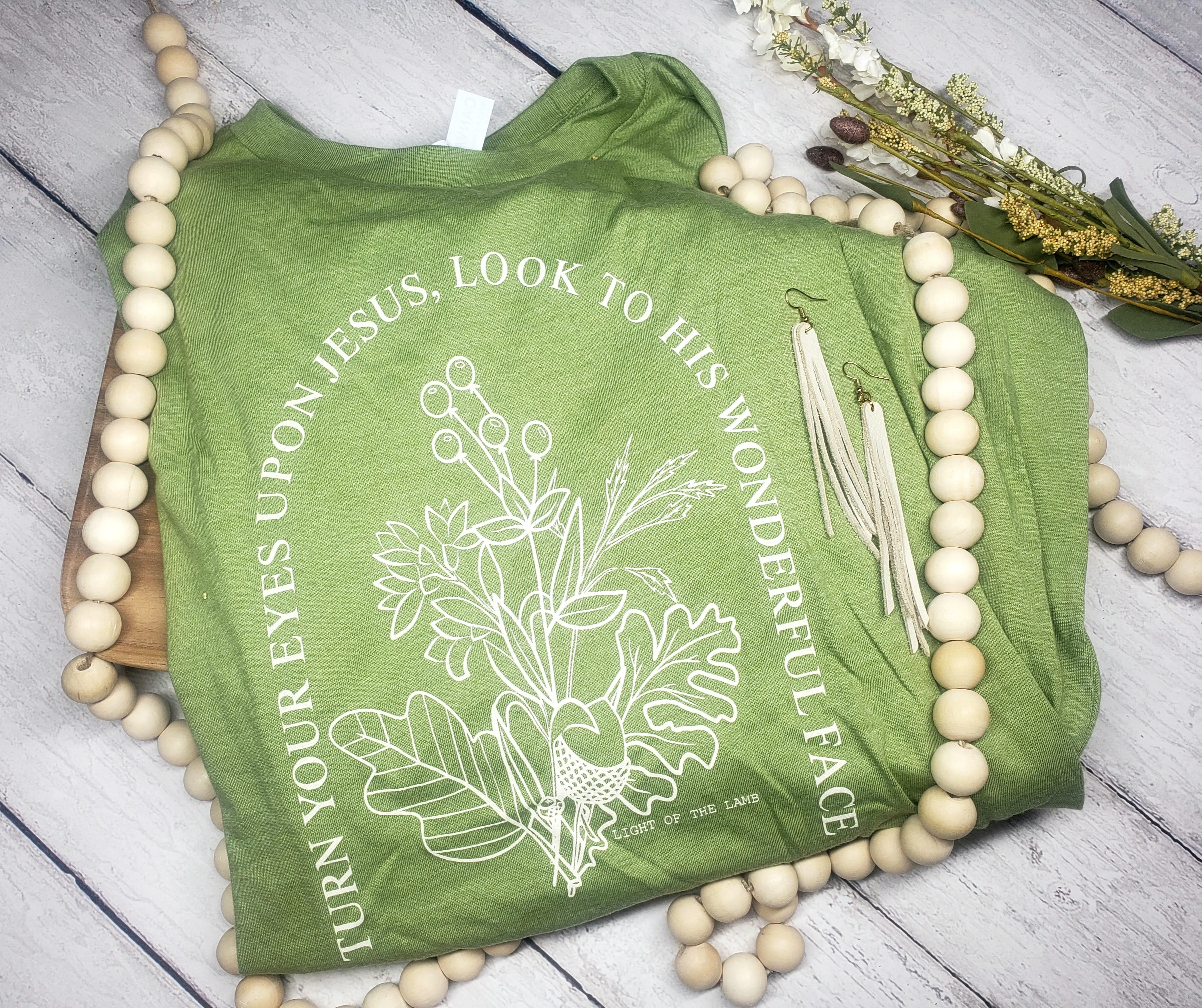 Turn Your Eyes Upon Jesus Tee