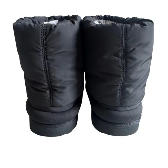 UGG Kids Classic Maxi Short Boot Black Nylon Puff Bootie Little Kid Size 2