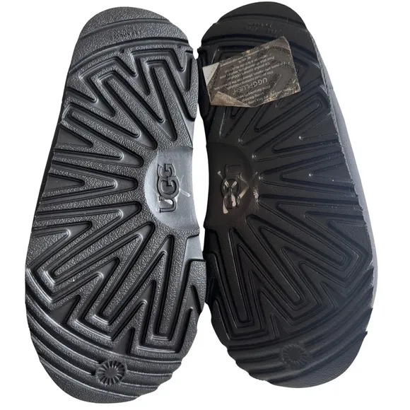UGG Kids Classic Maxi Short Boot Black Nylon Puff Bootie Little Kid Size 2