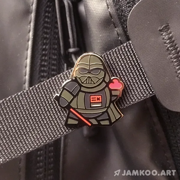 Vader's Cupcake - Pin