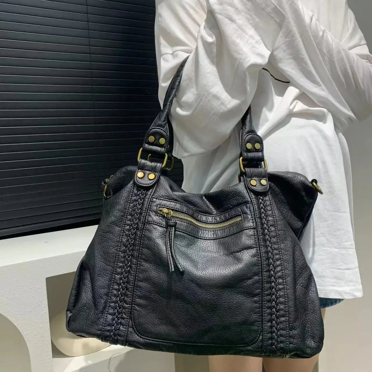 Vintage Large Capacity PU Leather Handbag for Women