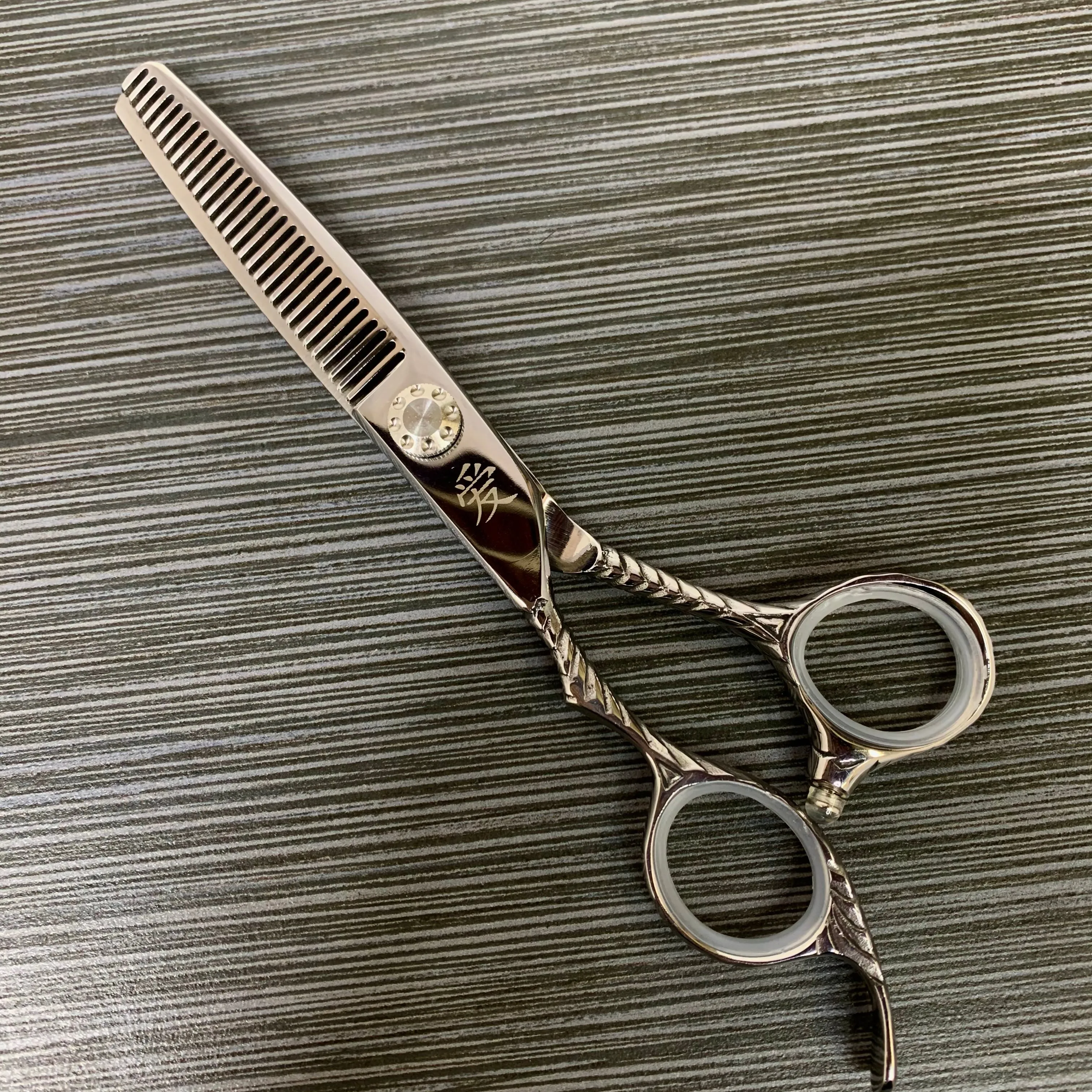 Viserion Nova Silver LEFT HANDED 6 Inch Thinning Shear