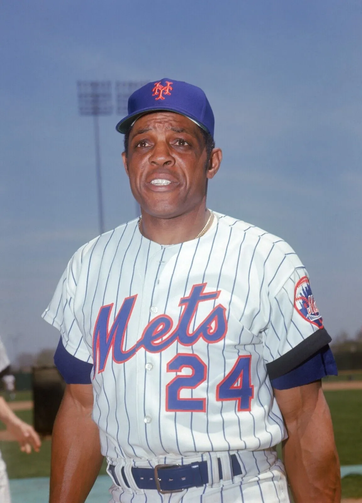 Willie Mays Signed NL Baseball (JSA LOA) San Francisco Giants /HOF 1979 /660 HRs