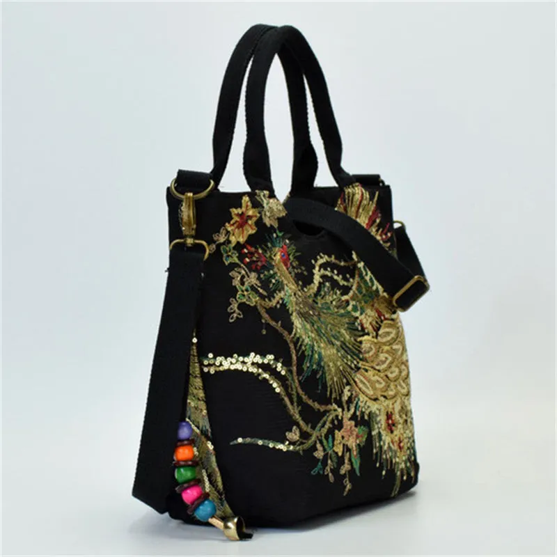 Women's Ethnic Style Lifelike Peacock Stitchwork Handbag